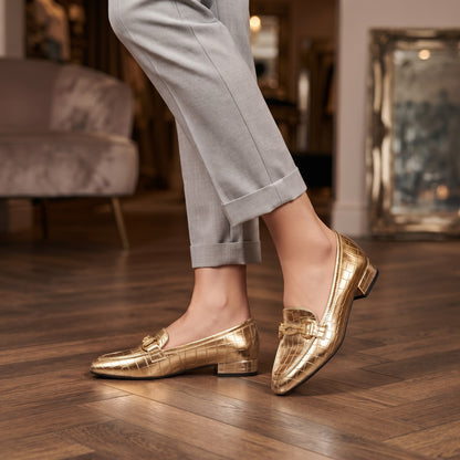 Classic Crocodile Courtshoes