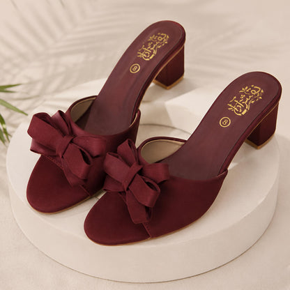 The Knotted Heels